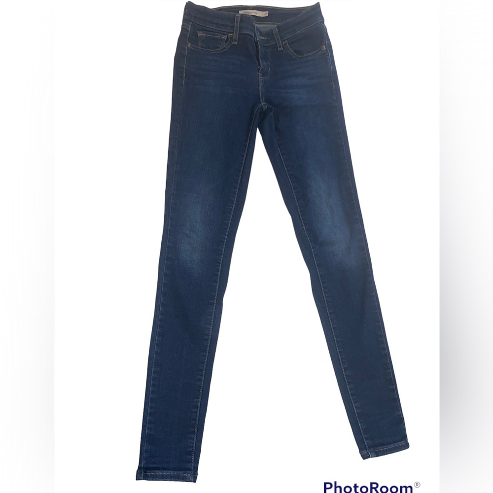 Beautiful Levi’s jeans low waisted